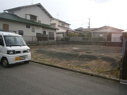 PB051603.JPG